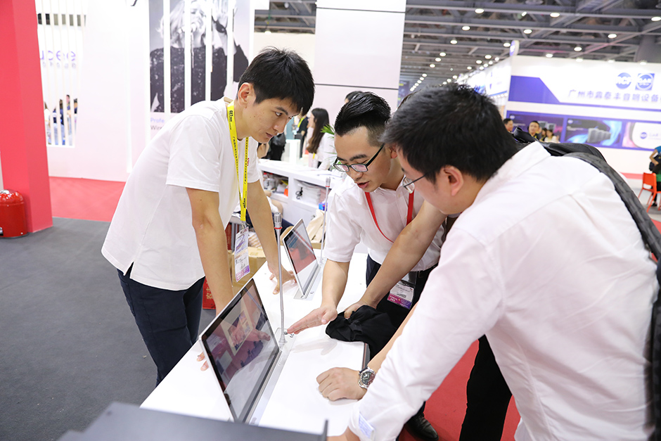 2018年 Get show 来宾如潮 ！锐丰智能科技新品亮相